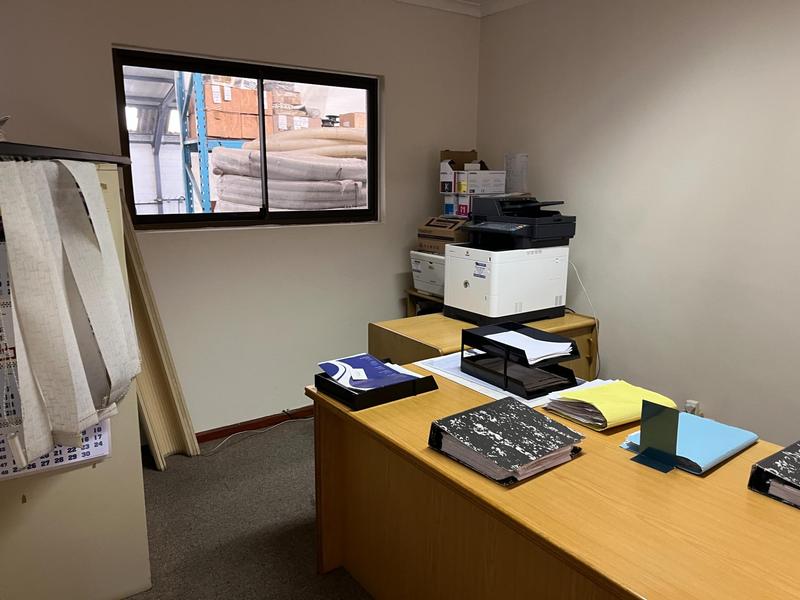 To Let Commercial Property for Rent in Killarney Gardens Western Cape
